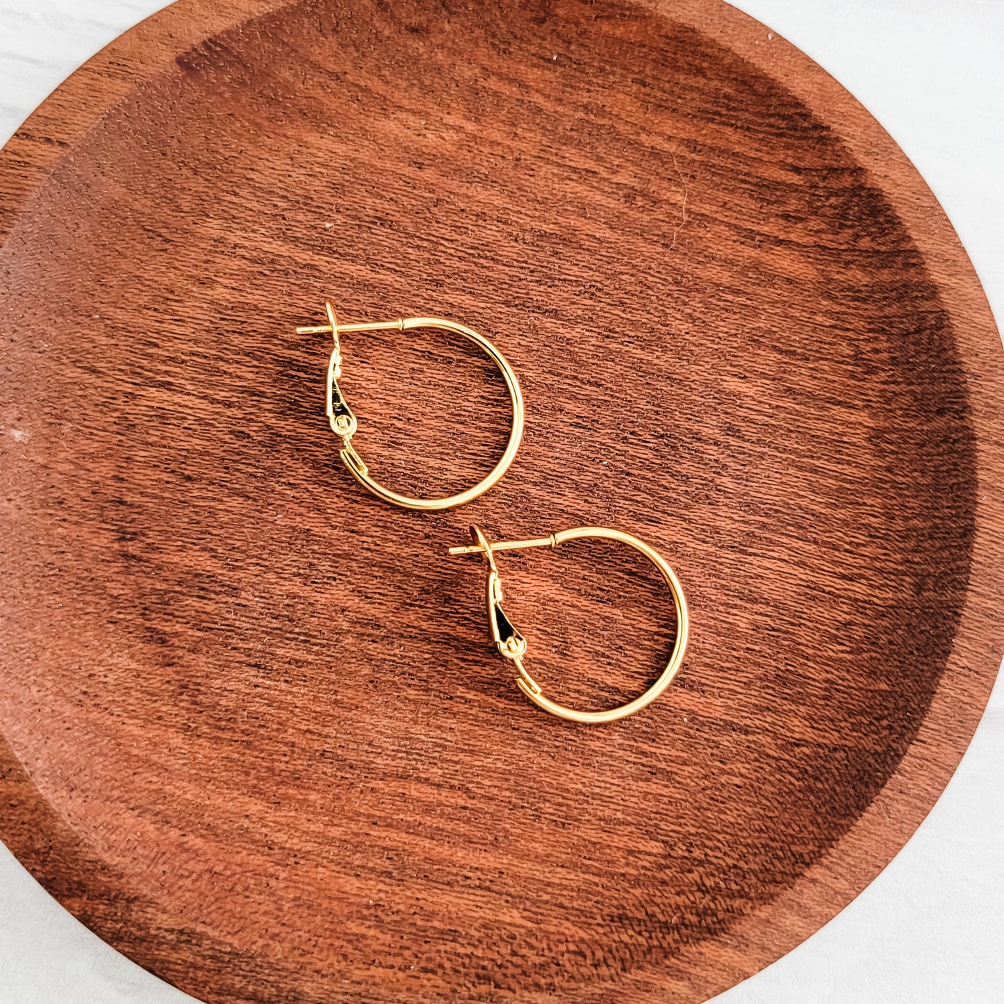 Premium Gold 20mm Leverback Stainless Steel Hoop (1.2mm Wide), 10 Pieces, Hoop #1