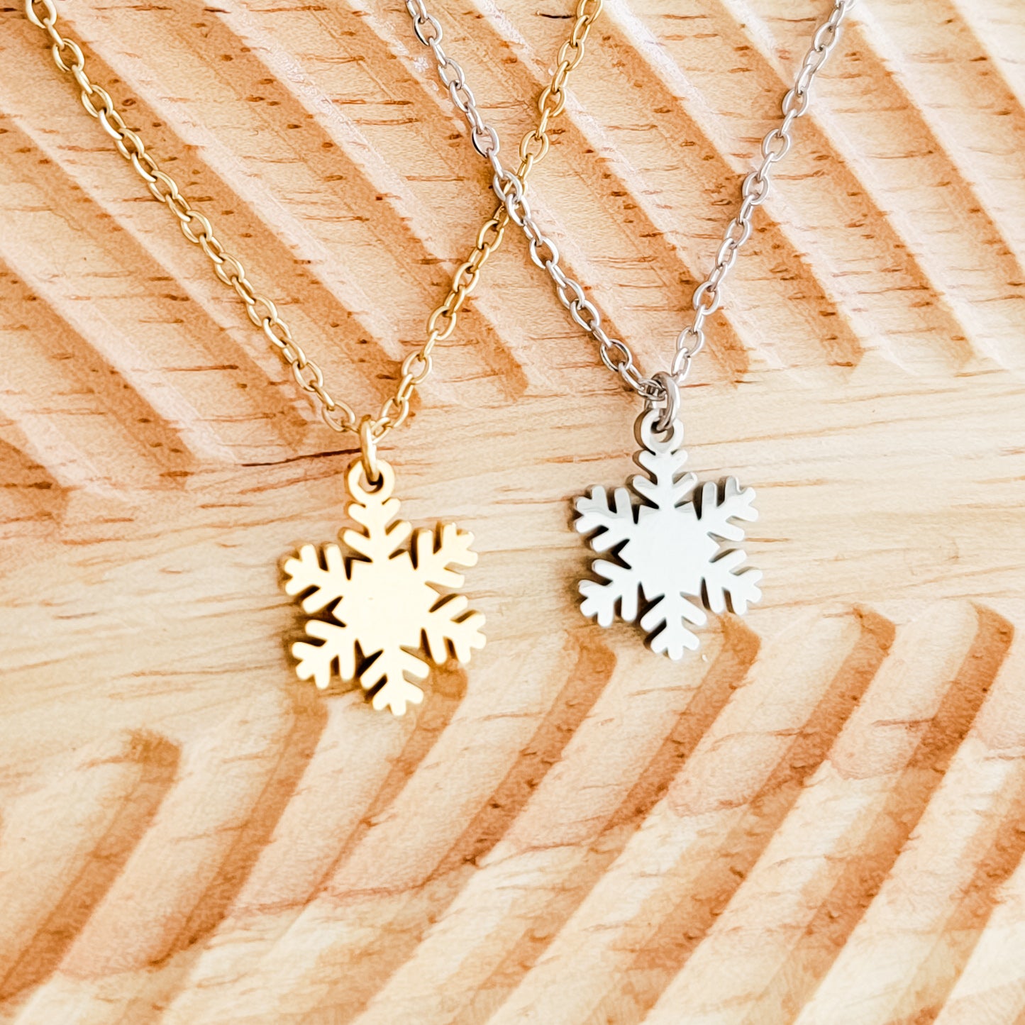 Snowflake Necklace (Silver or Gold), 1 Total, Metal Blank #181