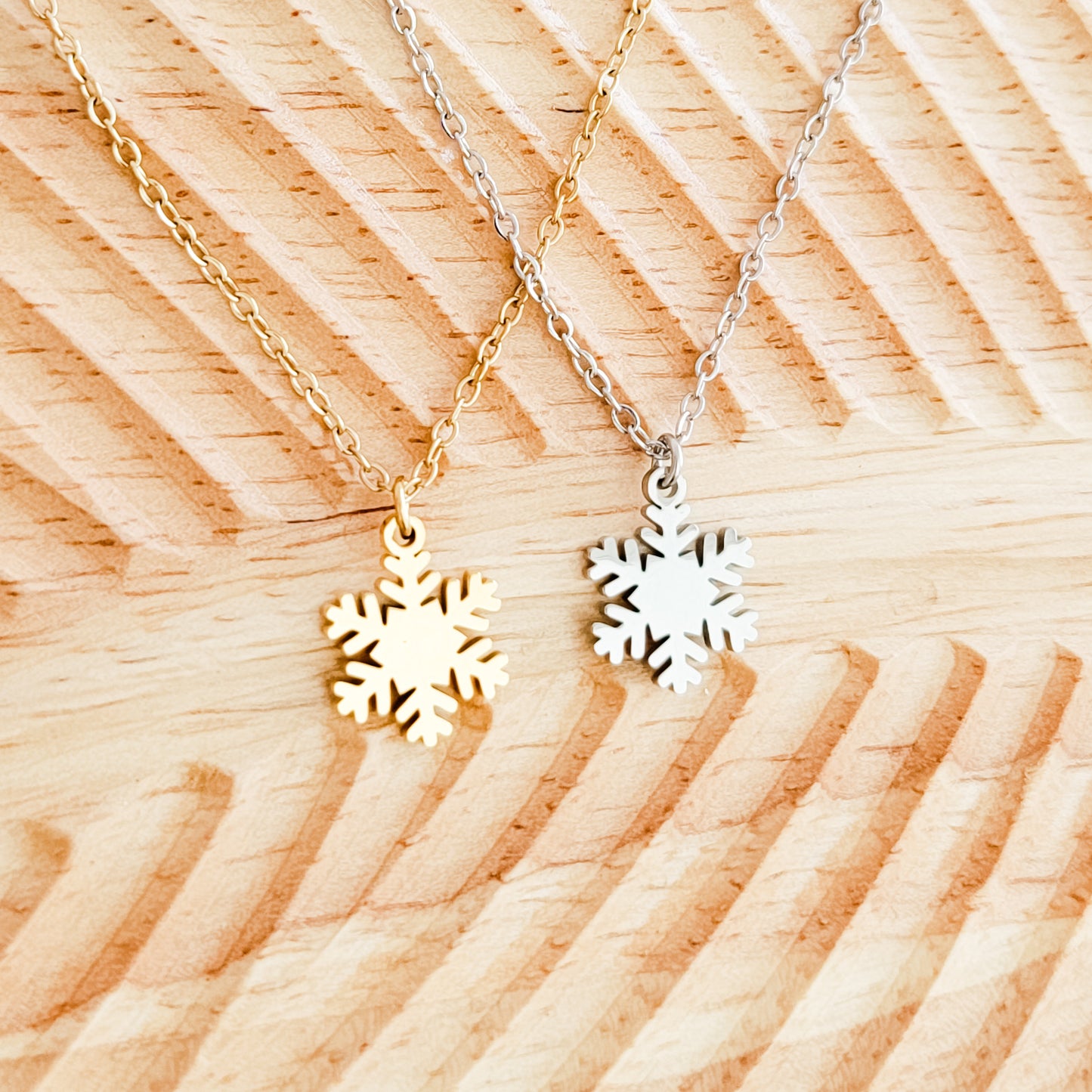Snowflake Necklace (Silver or Gold), 1 Total, Metal Blank #181