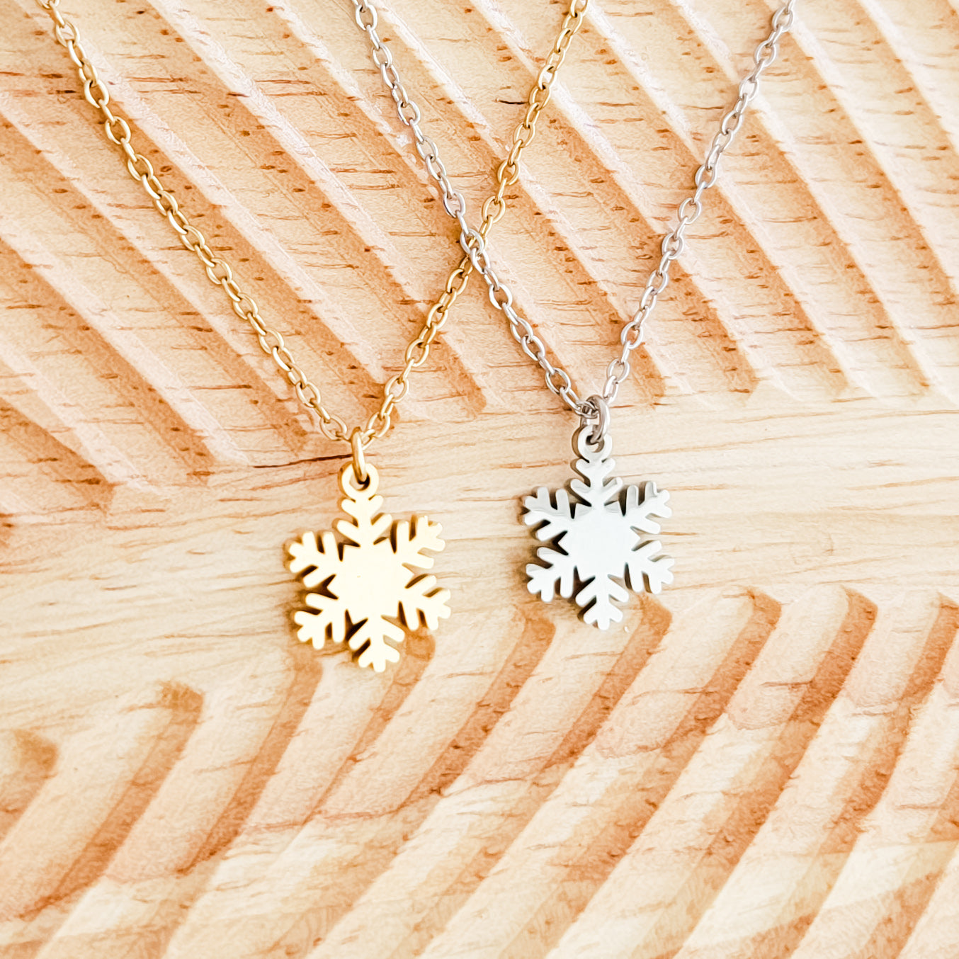 Snowflake Necklace (Silver or Gold), 1 Total, Metal Blank #181