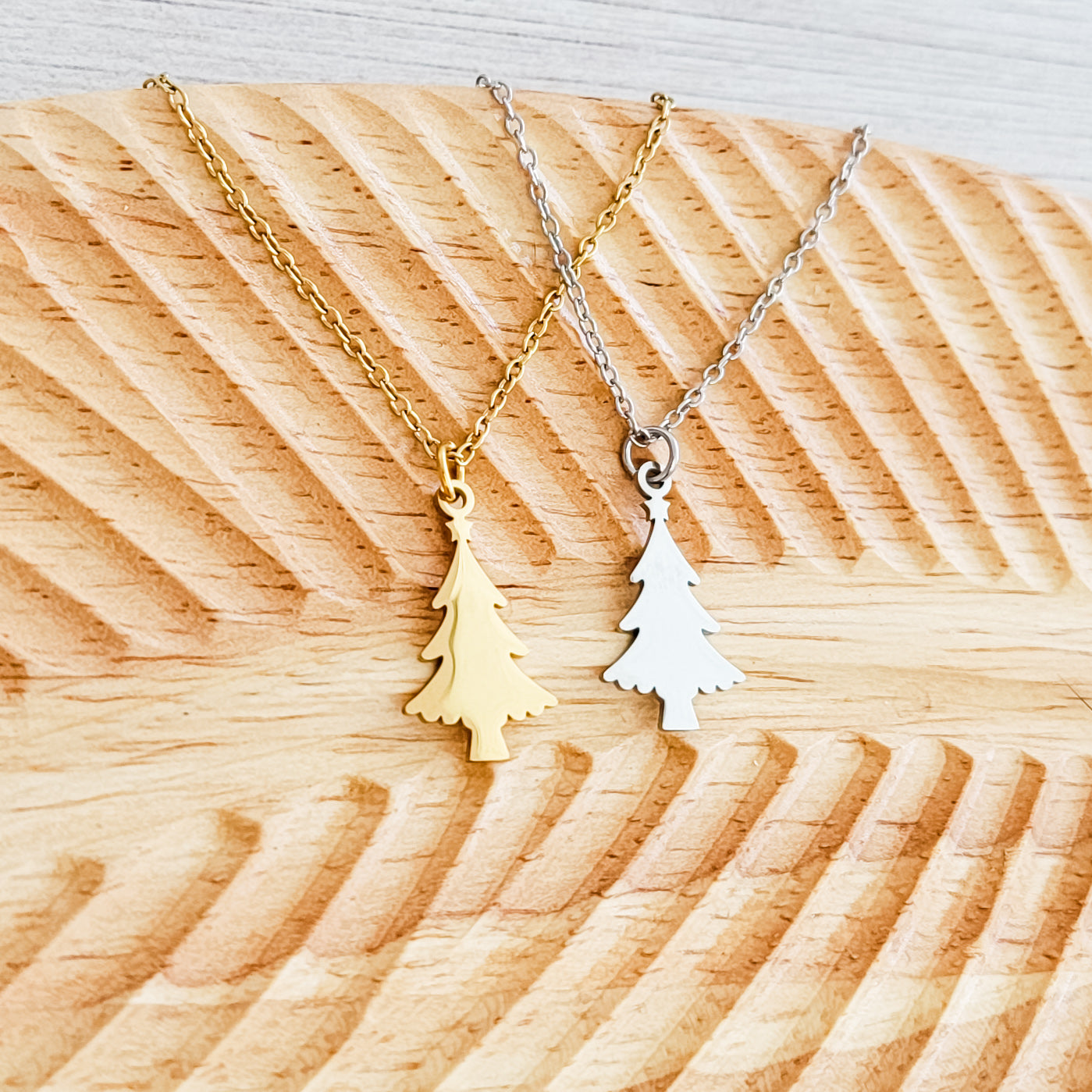 Holiday Tree Necklace (Silver or Gold), 1 Total, Metal Blank #183