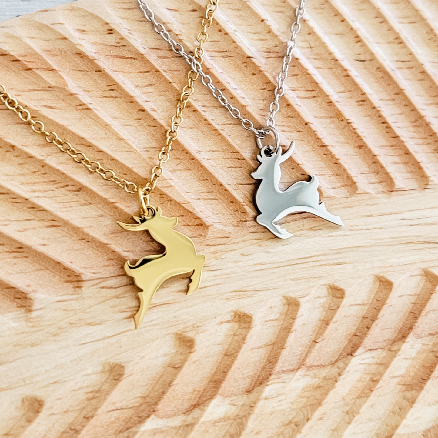 Reindeer Necklace (Silver or Gold), 1 Total, Metal Blank #182