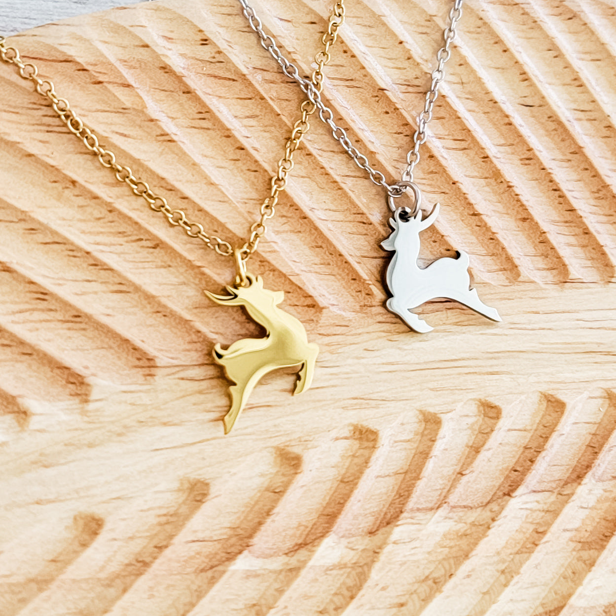 Reindeer Necklace (Silver or Gold), 1 Total, Metal Blank #182