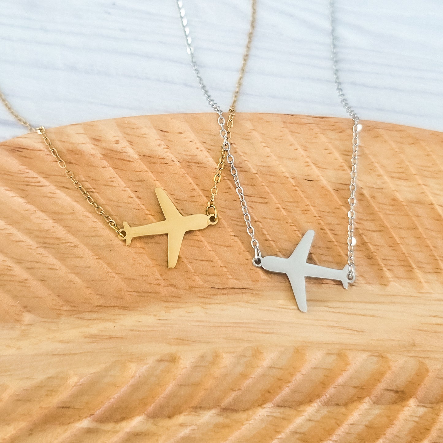 Airplane Pendant Necklace (Silver or Gold), 1 Total, Metal Blank #196