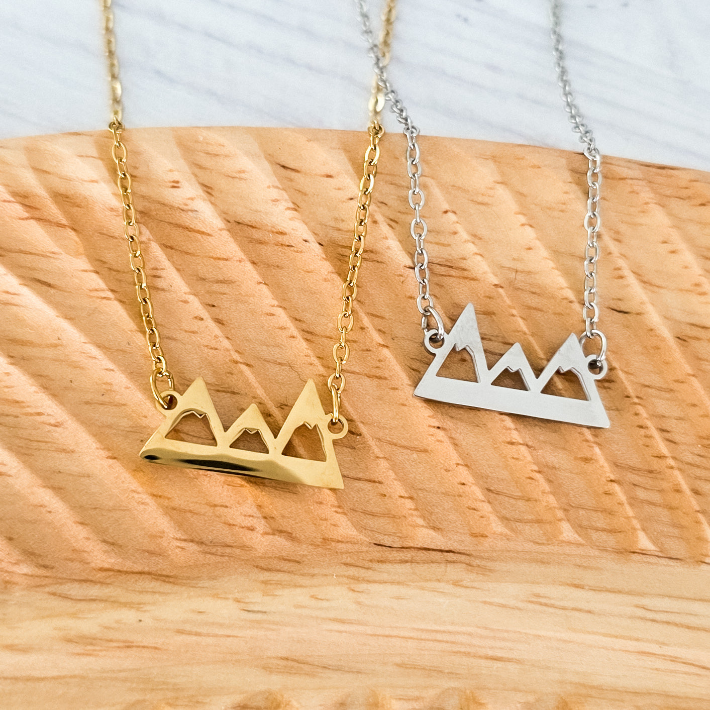 Mountains Pendant Necklace (Silver or Gold), 1 Total, Metal Blank #197