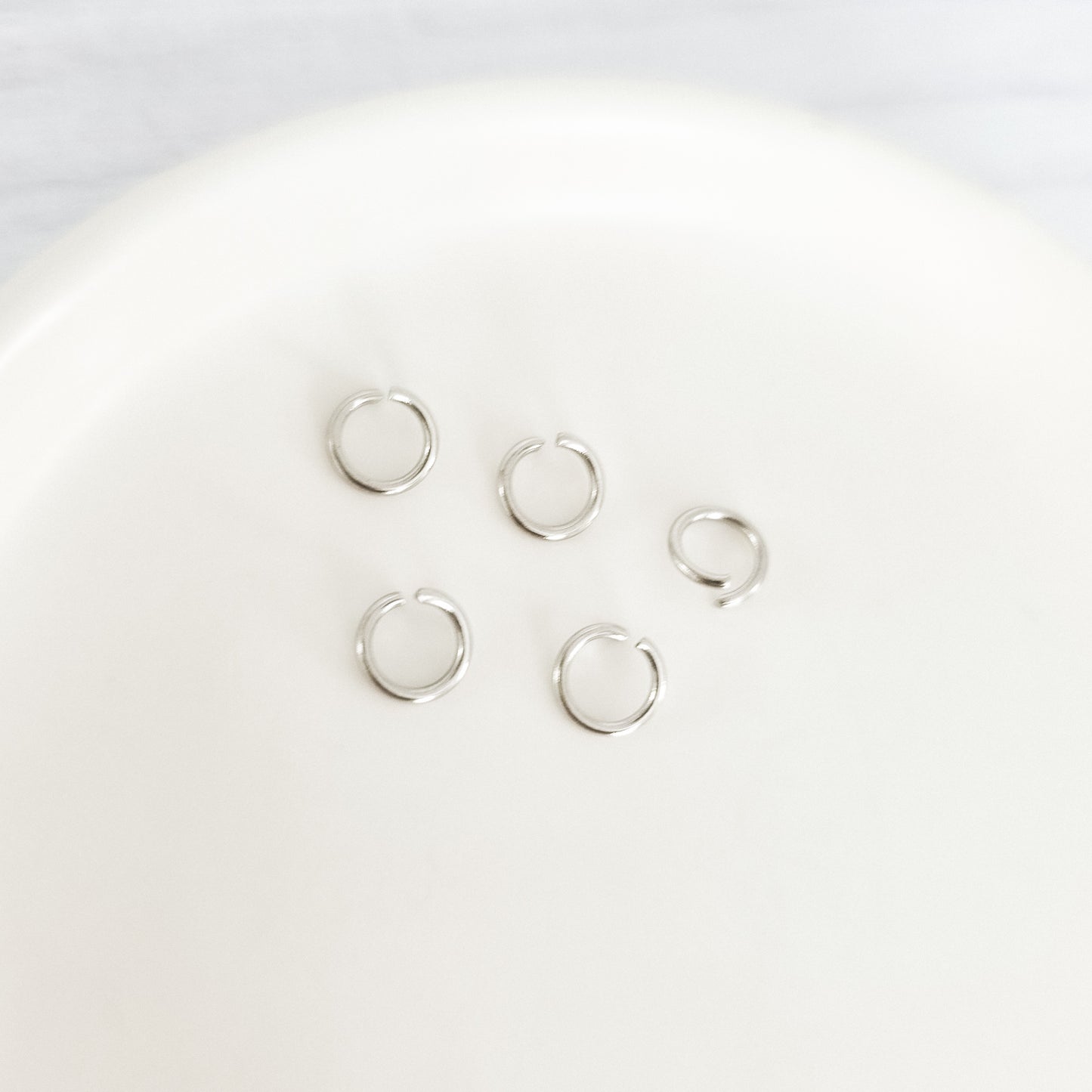 New Premium Silver 4mm Round Stainless Steel Open Jump Rings (22g), 100 Pieces, Jump Ring #9