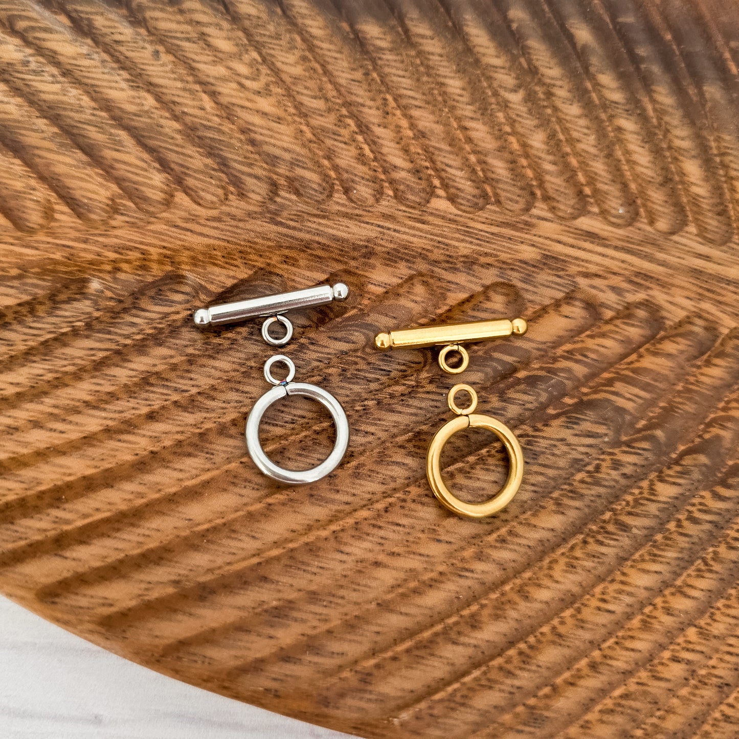 New Premium Toggle Clasp Closure Findings (Silver or Gold), 5 Sets, Chain #26