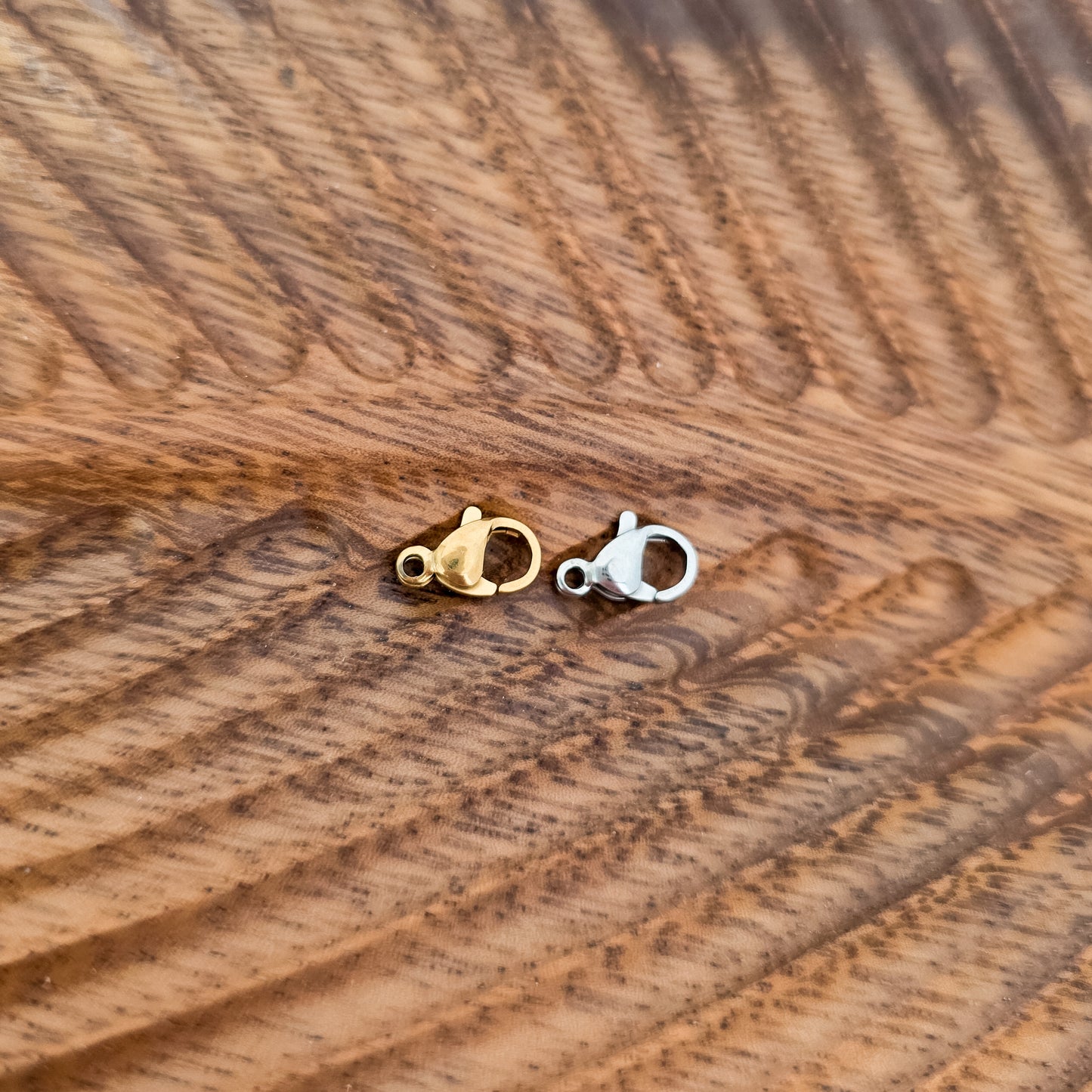 New Premium Lobster Clasp Findings (Silver or Gold), 20 Pieces, Chain #24