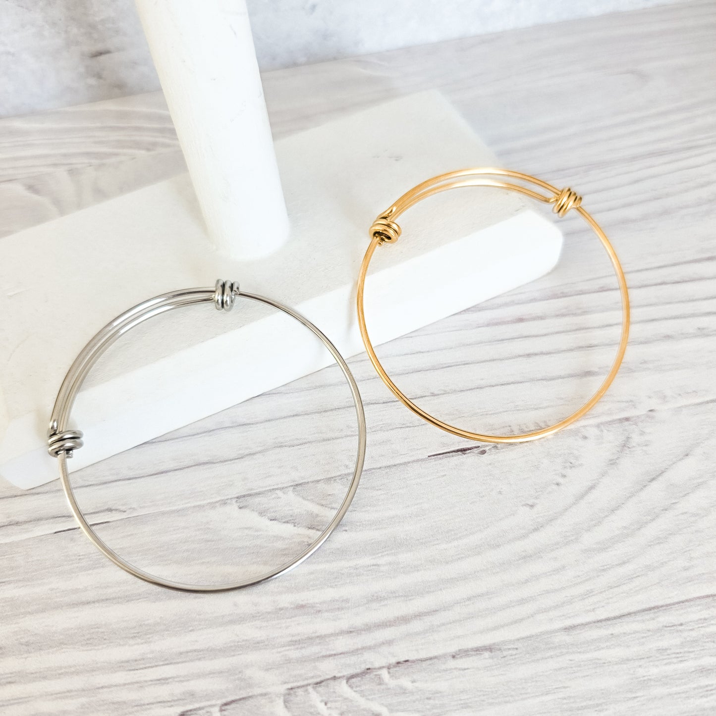 Modern Twist Bangle Bracelet (Silver or Gold), 1 Total, Metal Blank #199