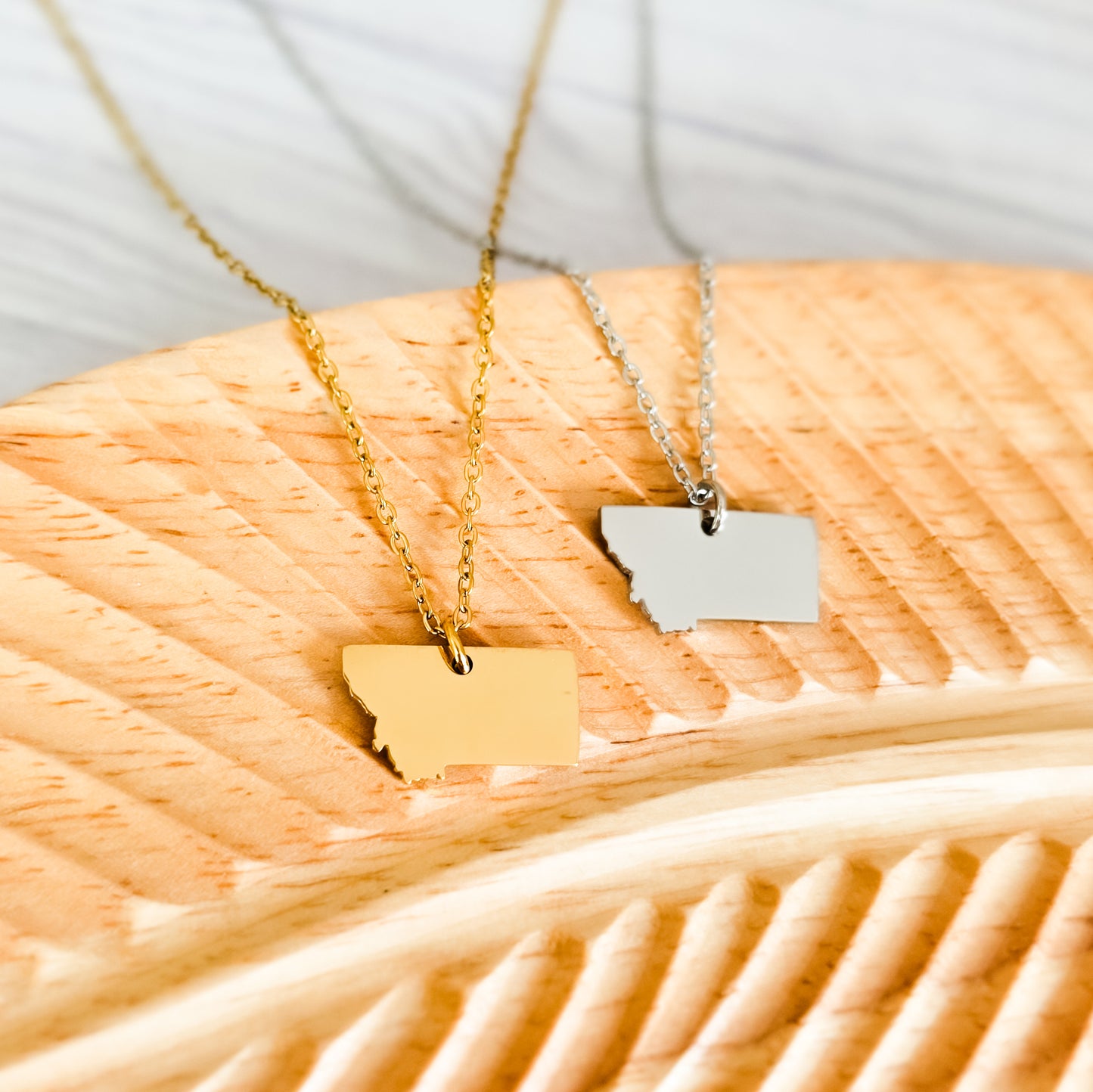 Montana Pendant Necklace (Silver or Gold), 1 Total, Metal Blank #201