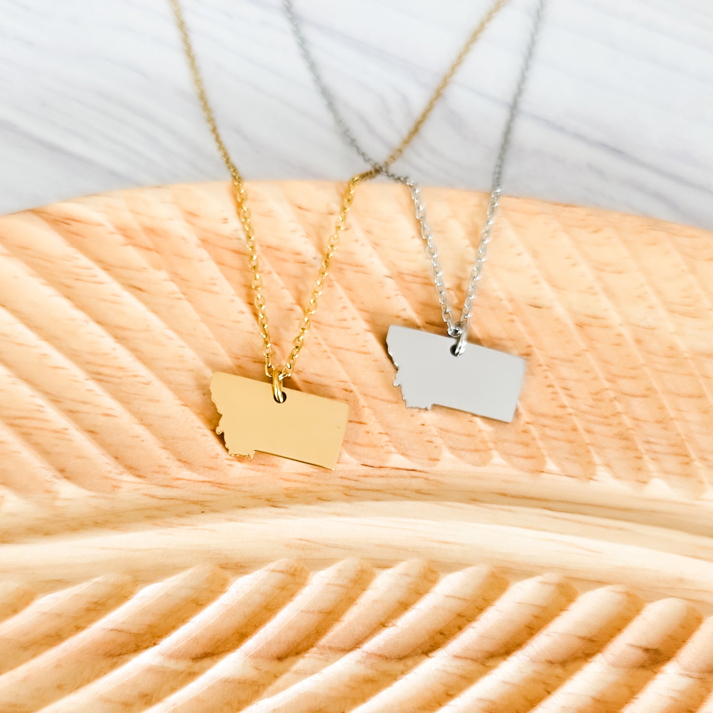 Montana Pendant Necklace (Silver or Gold), 1 Total, Metal Blank #201
