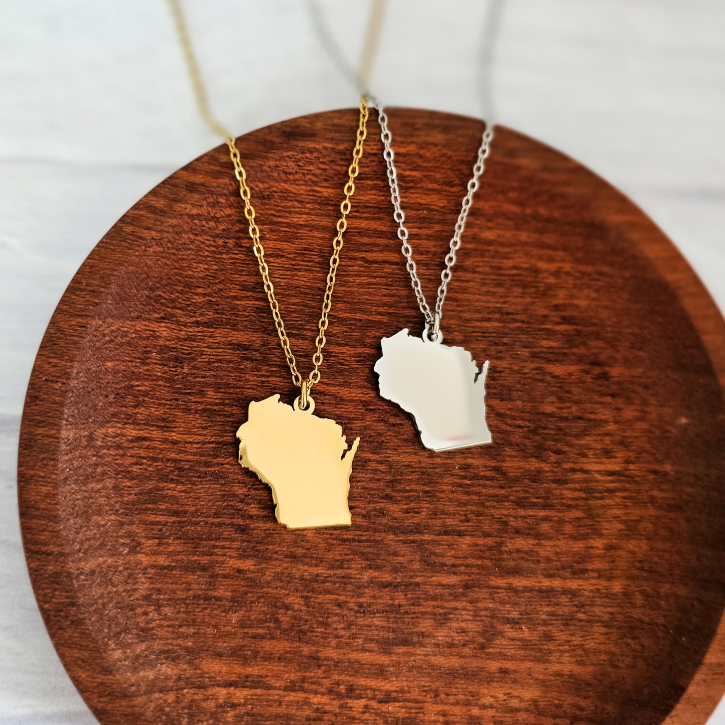 Wisconsin Pendant Necklace (Silver or Gold), 1 Total, Metal Blank #208