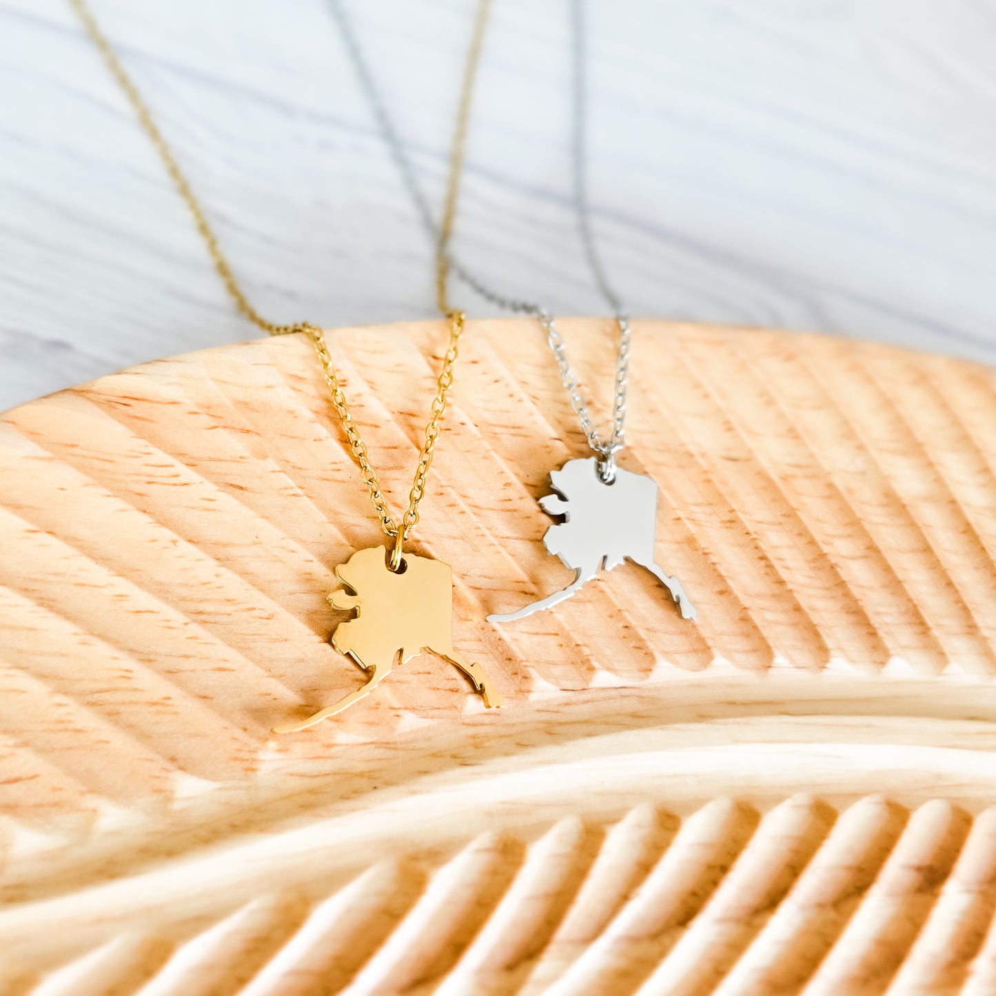 Alaska Pendant Necklace (Silver or Gold), 1 Total, Metal Blank #207