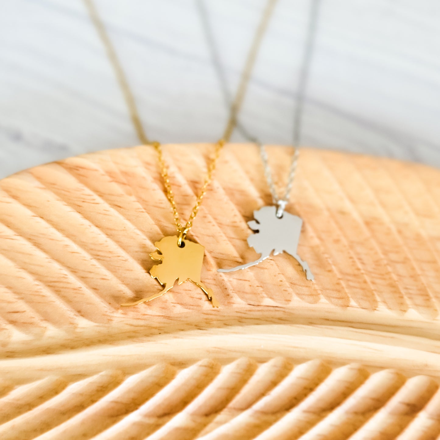Alaska Pendant Necklace (Silver or Gold), 1 Total, Metal Blank #207