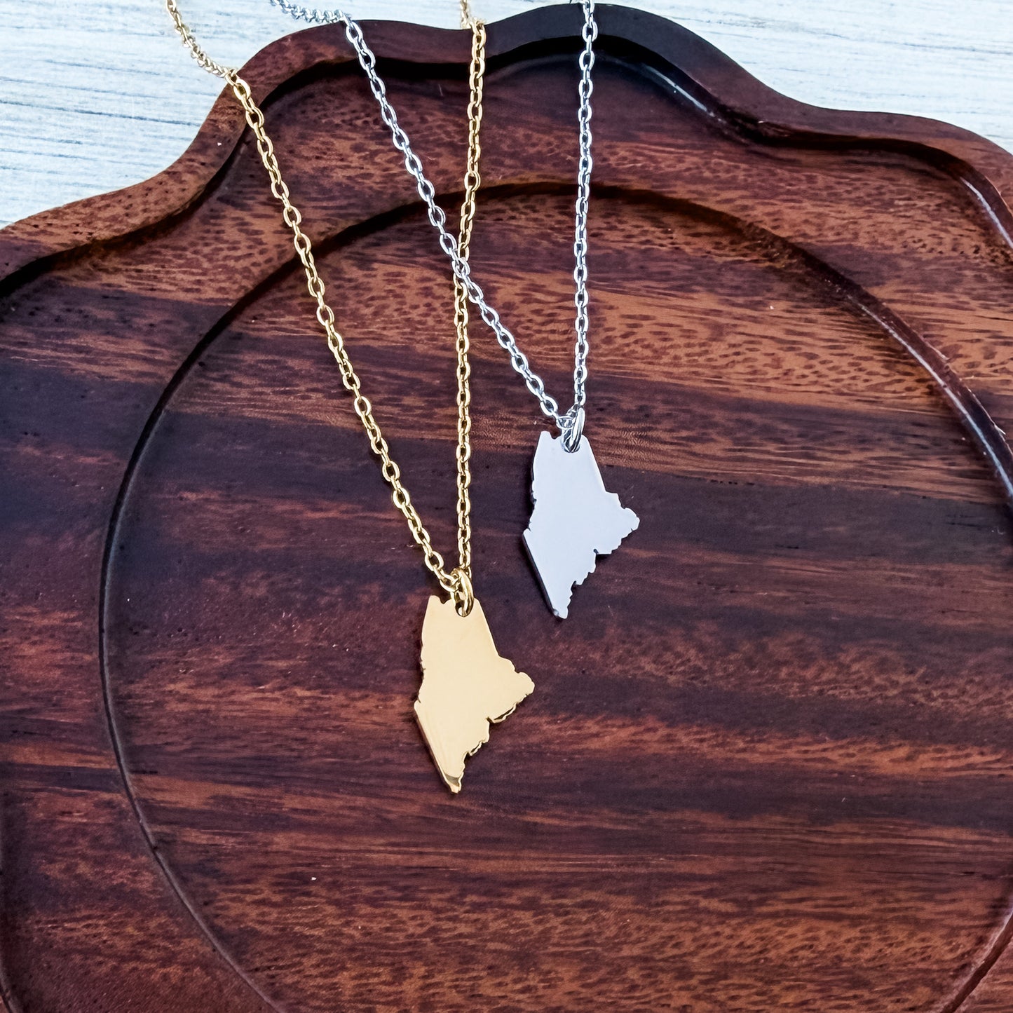 Maine Pendant Necklace (Silver or Gold), 1 Total, Metal Blank #229