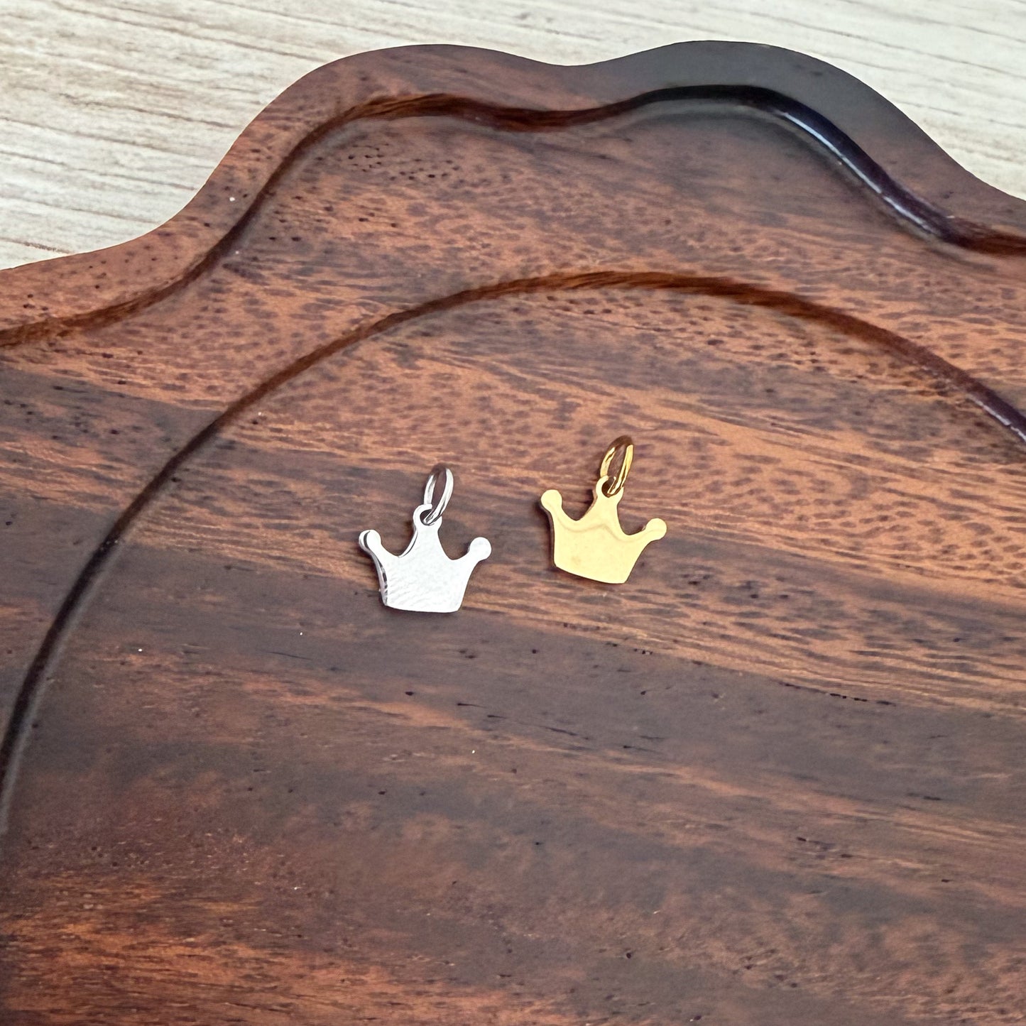 Tiny Crown Charms with Attached Jump Rings (Silver or Gold), 5 Total, Metal Blank #243