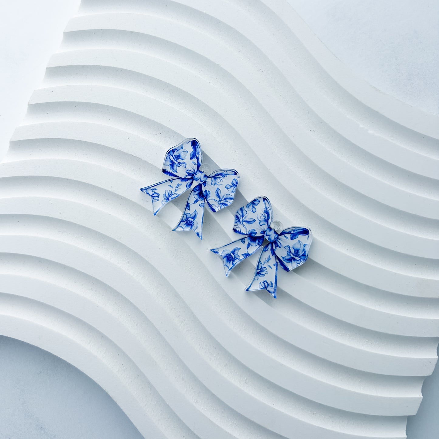 Petite Chinoiserie Floral Bow Earring Blank (1 Pair), Acrylic Print & Cut, Laser Blank #73