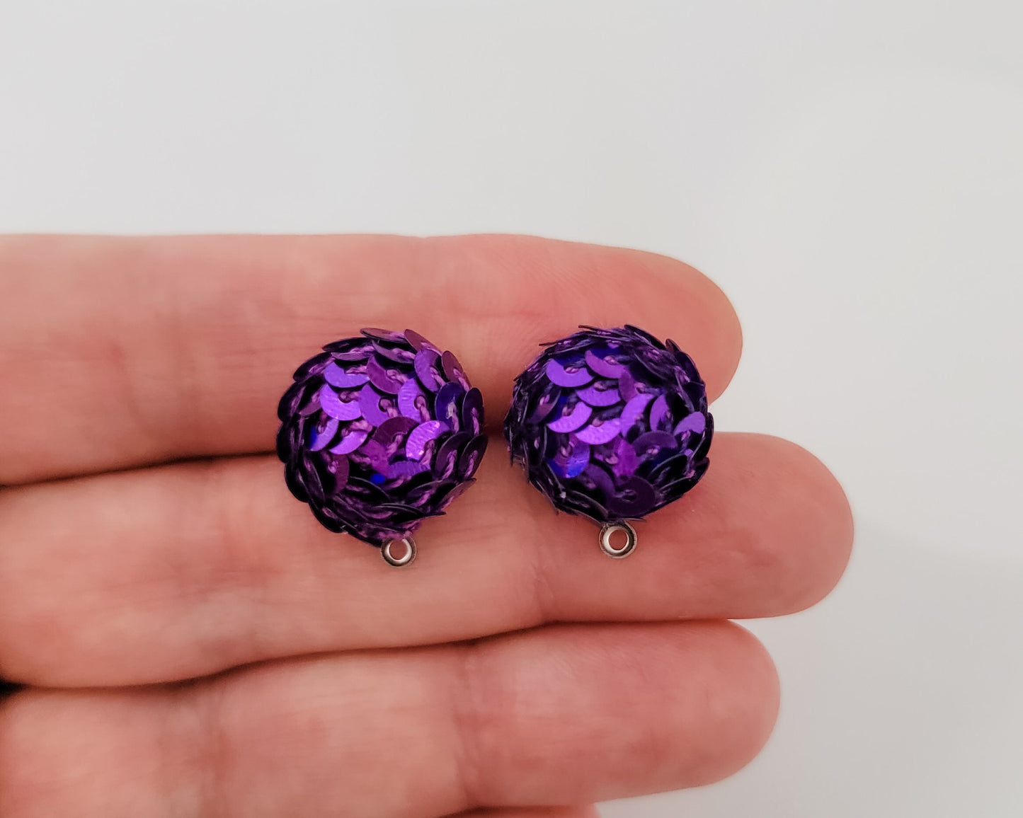 Dark Purple 15mm Sequin Stud Topper, 1 Pair, Stud #191
