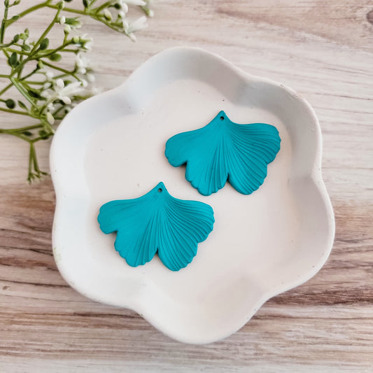 Teal Ginkgo Leaf Pendants, 10 Pieces, Ginkgo #12