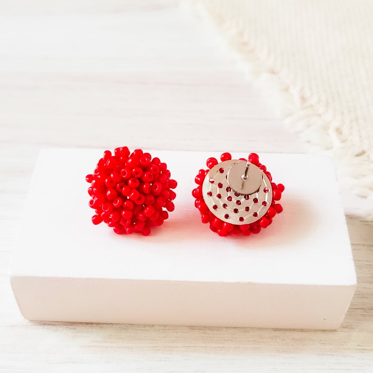 True Red 15mm Small Seed Bead Topper, 1 Pair