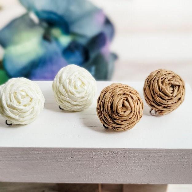 Raffia 16mm Small Stud Topper (Choose Cream or Dark Natural Color), 1 Pair