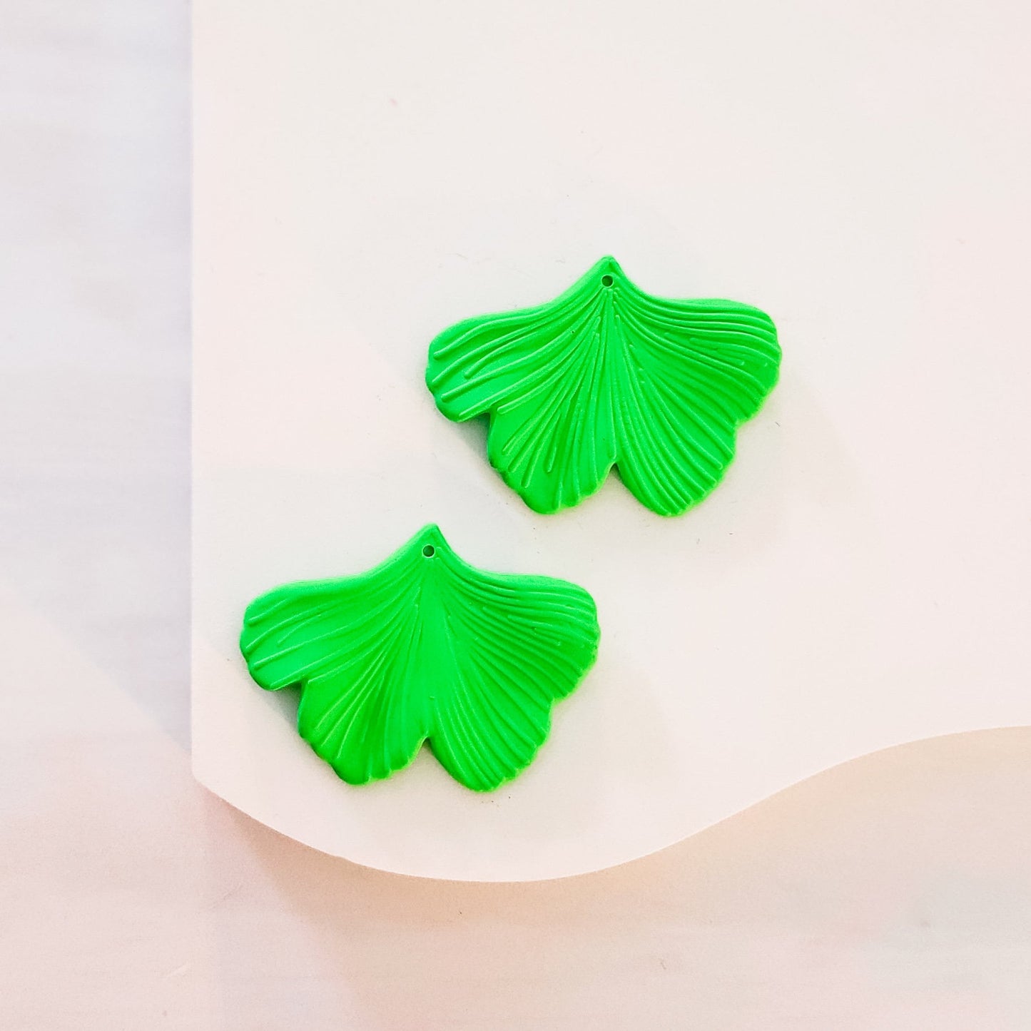 Neon Green Ginkgo Leaf Pendants, 10 Pieces, Ginkgo #3