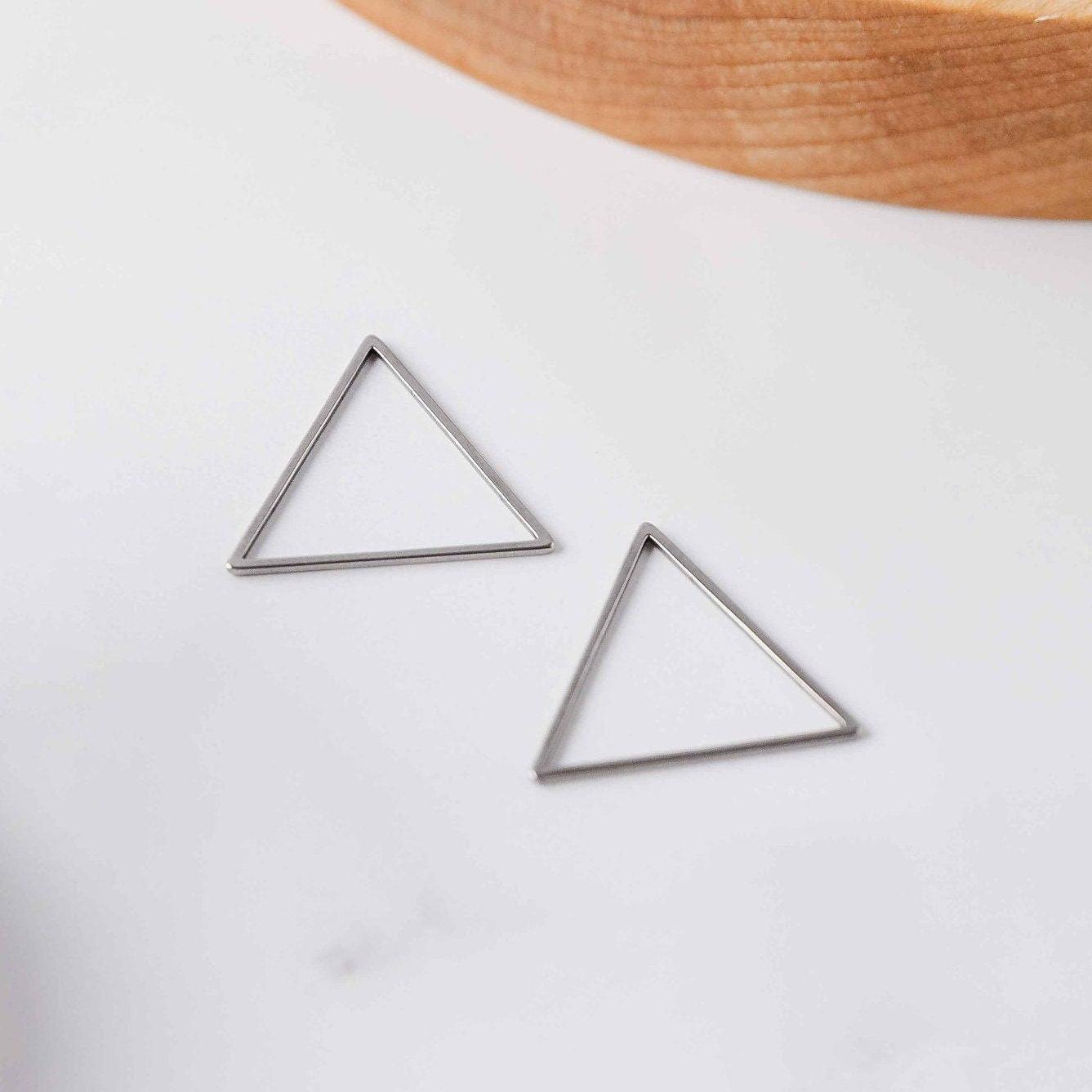 Silver Stainless Triangle Linking Rings (Smooth), 10 Pieces