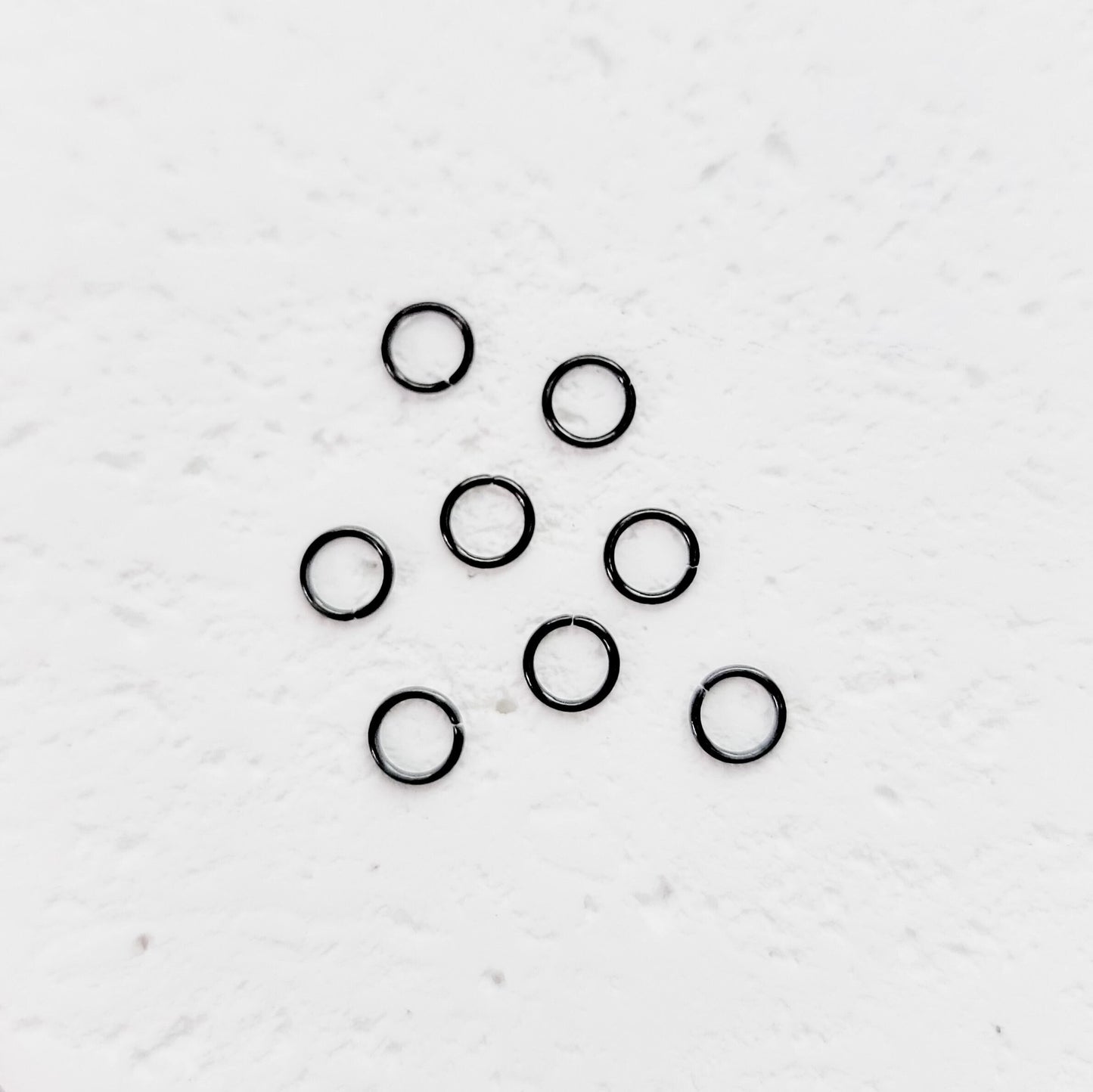Black 6mm Round Stainless Steel Jump Rings, 100 Pieces