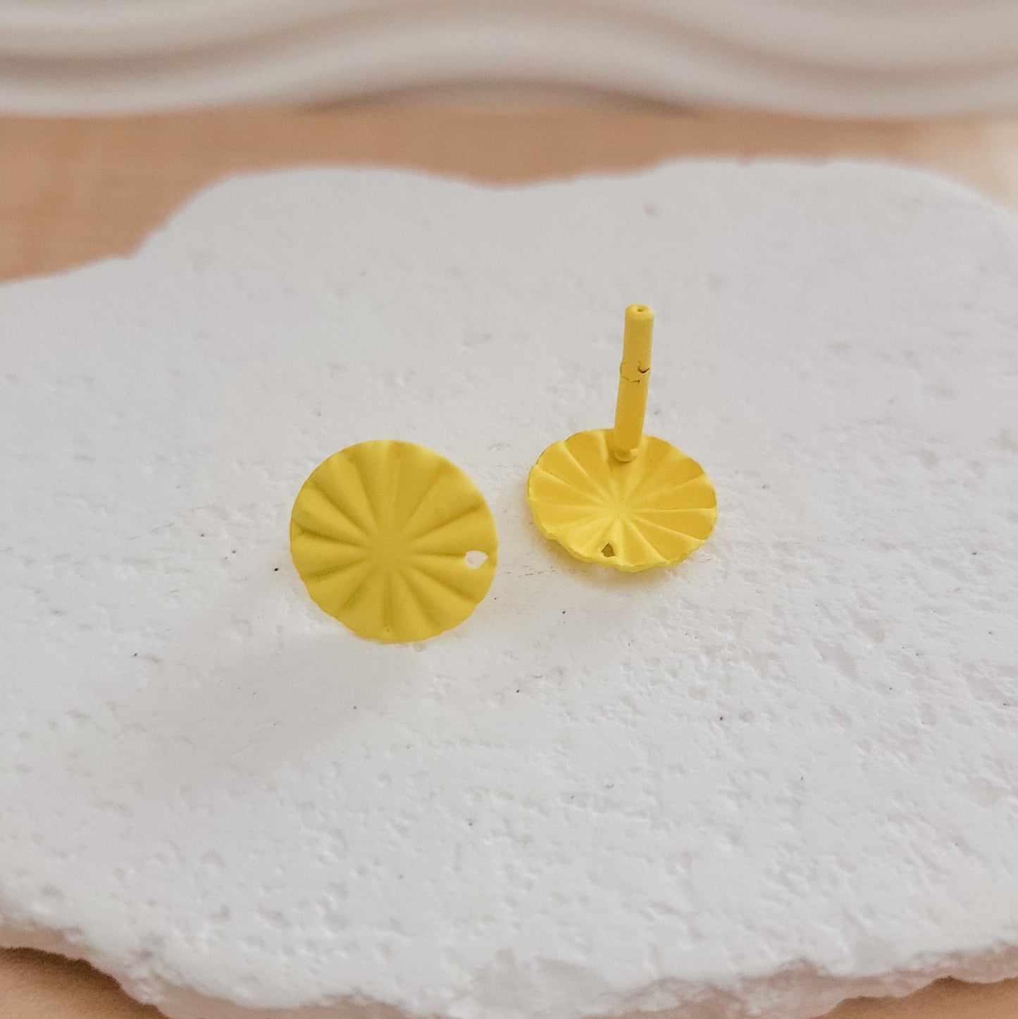 YELLOW Starburst Circle Stud Connectors (17 mm), Round Post Earring Connector, One Hole Circle Stainless Steel Post Finding