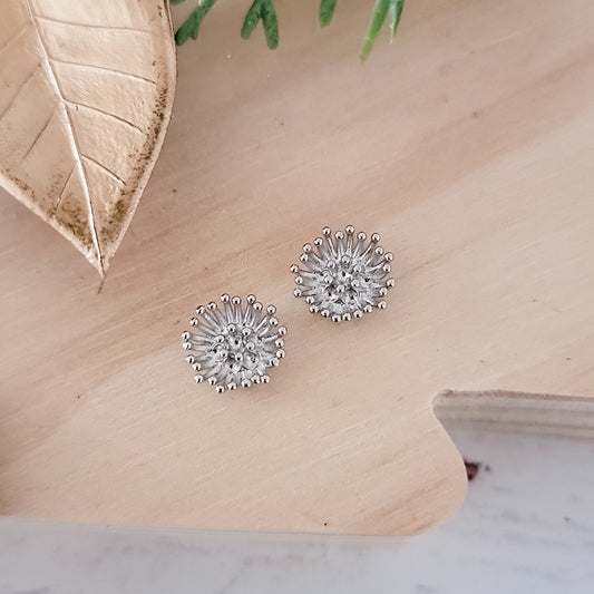 Regular Silver Brass Flower Center (12mm Stamen, No Hole), 10 Pieces