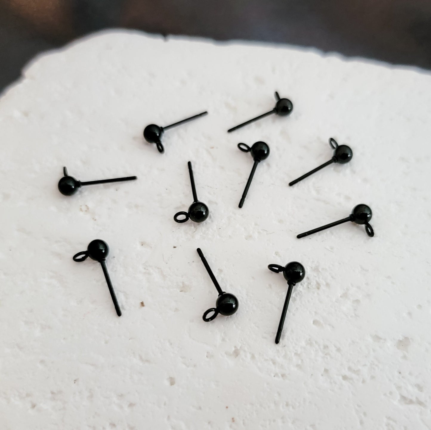 Black Regular Ball Stud Posts Stainless Steel (5mm), 10 Pieces