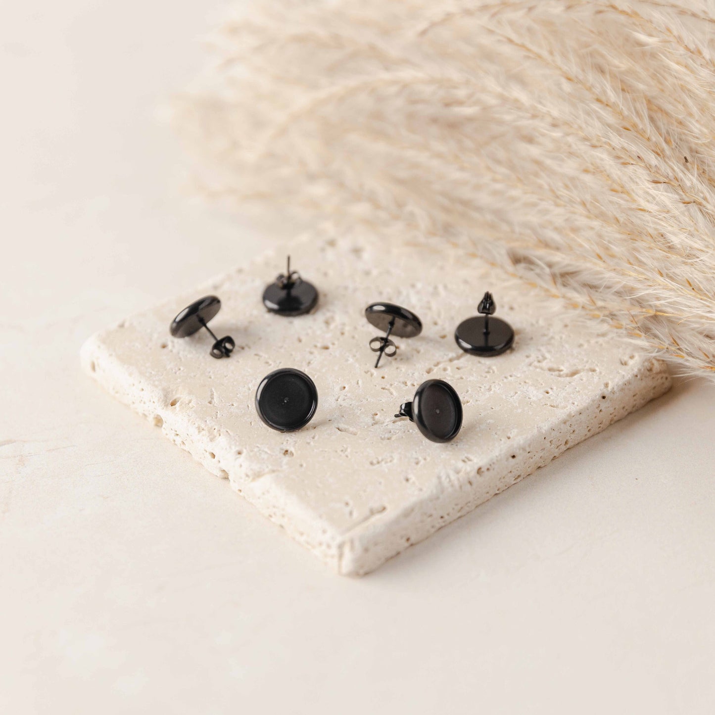 Black 10mm Stainless Steel Stud Bezels (Regular, No Connector Loop), 10 Pieces, Stud #11