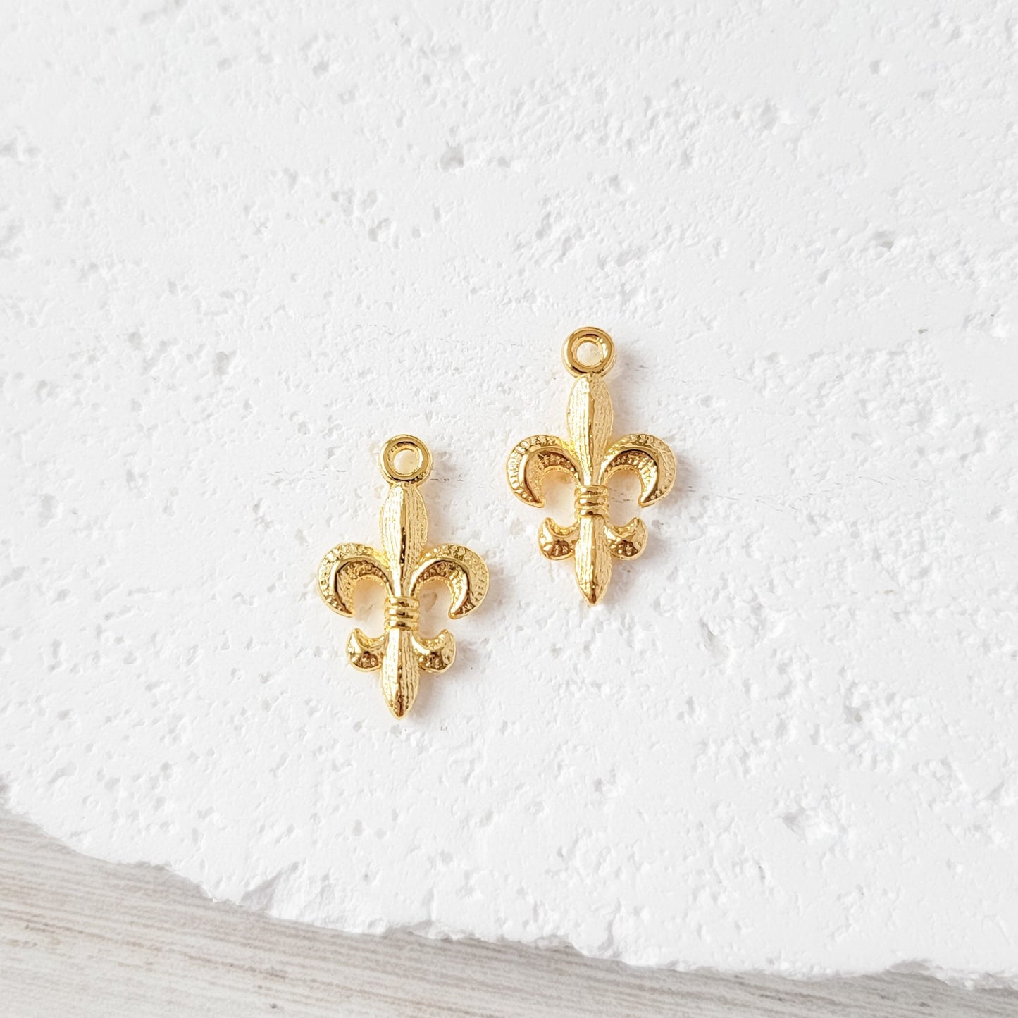 Gold Fleur De Lis Brass Charms, 10 Pieces
