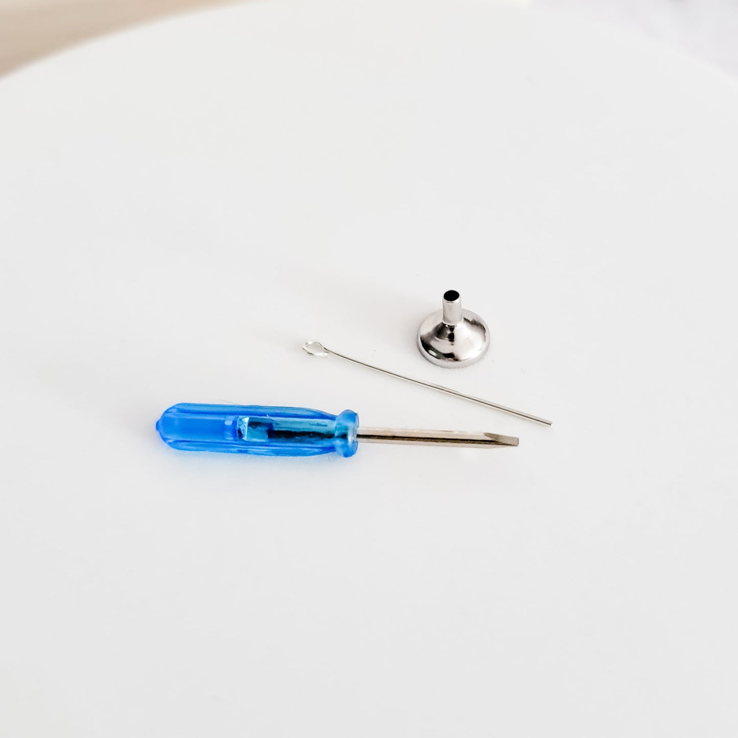 Circle Urn Memorial Necklace (Silver, Gold, or Rose Gold), 1 Total, Metal Blank #74