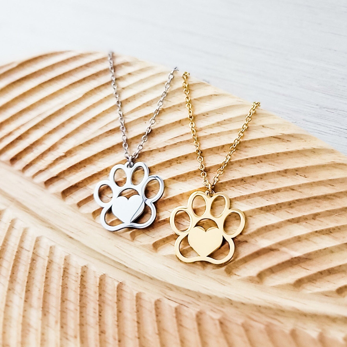 Paw Print Necklace (Silver or Gold), 1 Total, Metal Blank #69