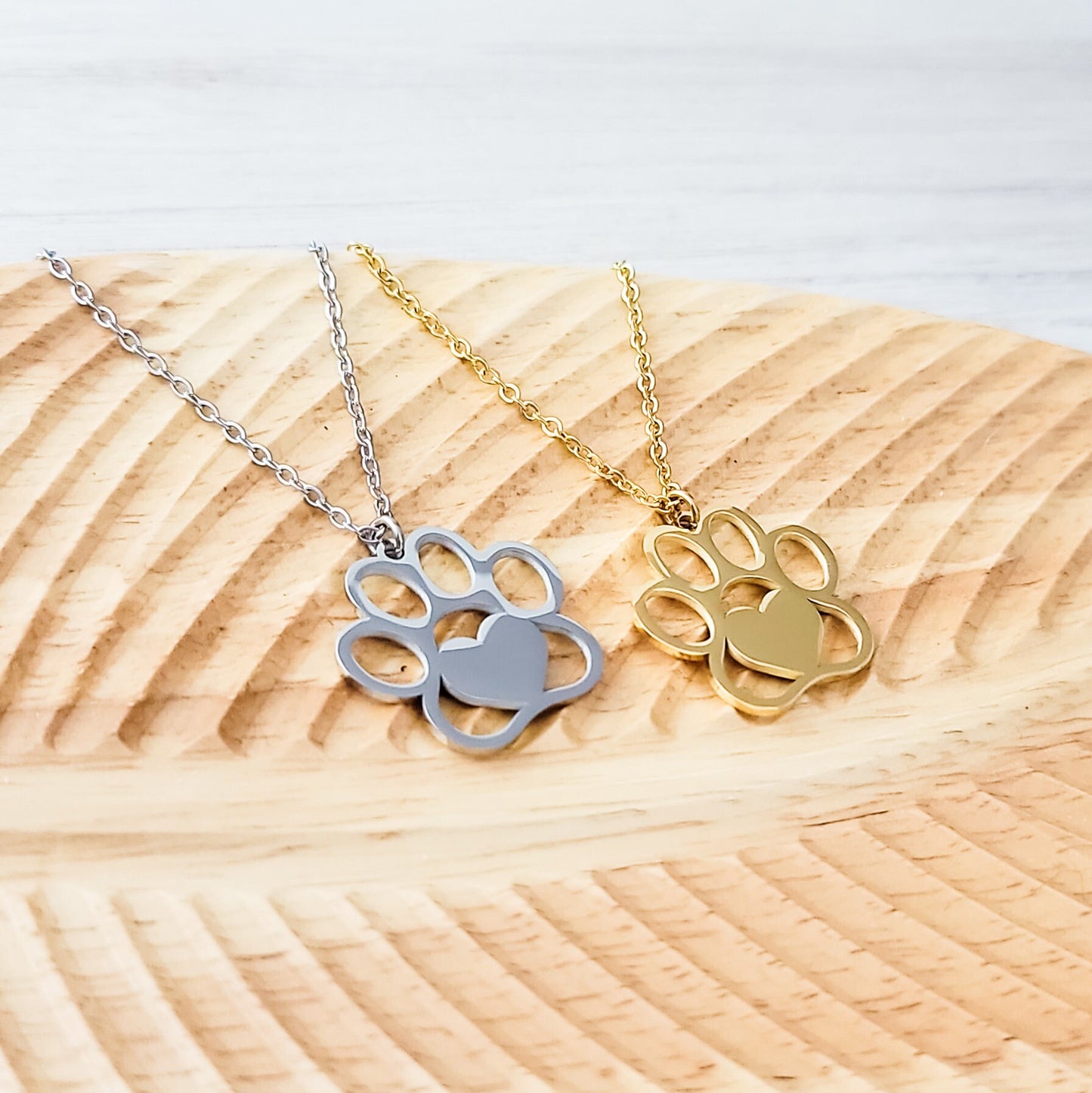 Paw Print Necklace (Silver or Gold), 1 Total, Metal Blank #69