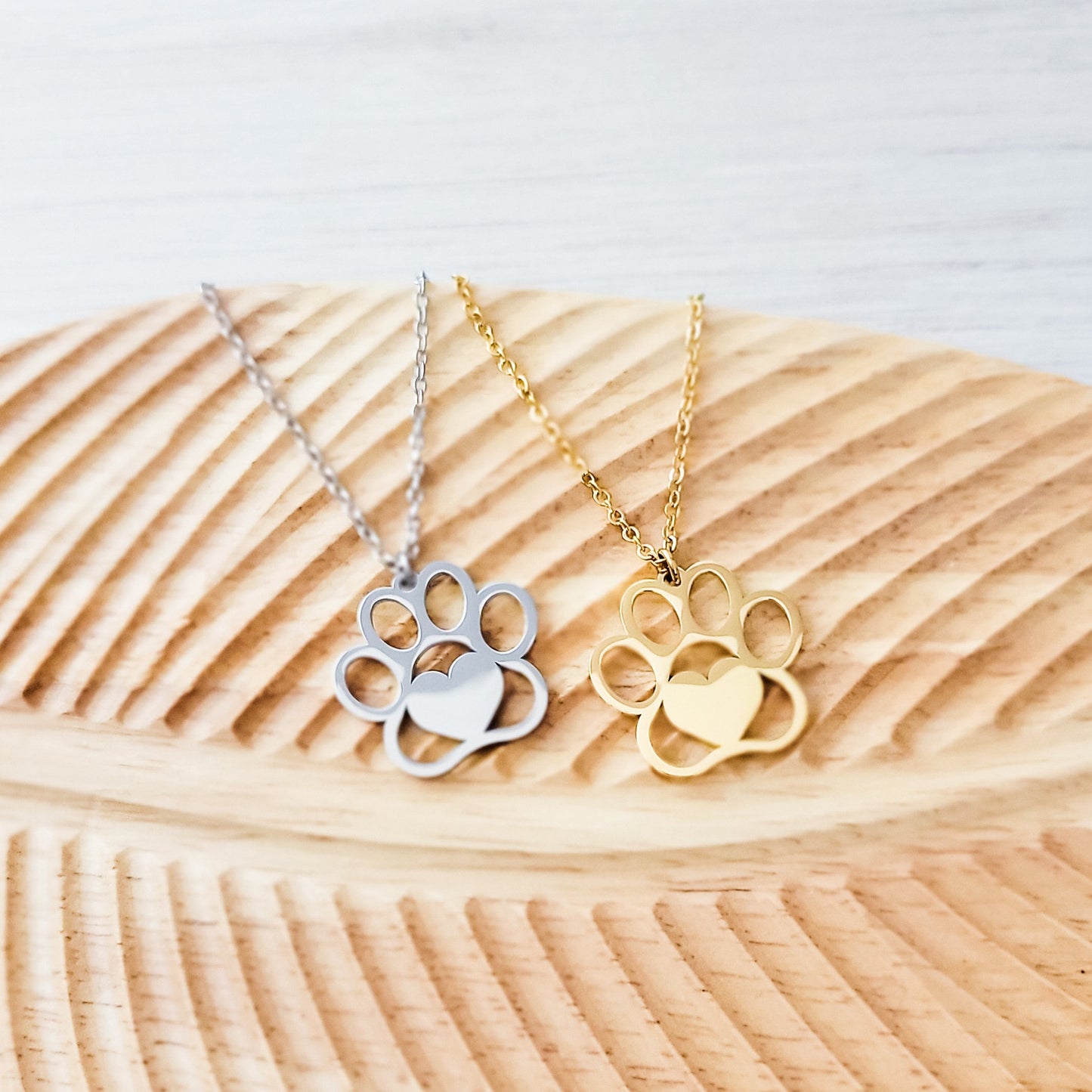 Paw Print Necklace (Silver or Gold), 1 Total, Metal Blank #69