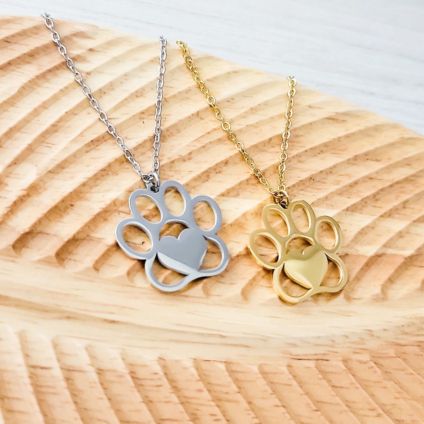 Paw Print Necklace (Silver or Gold), 1 Total, Metal Blank #69