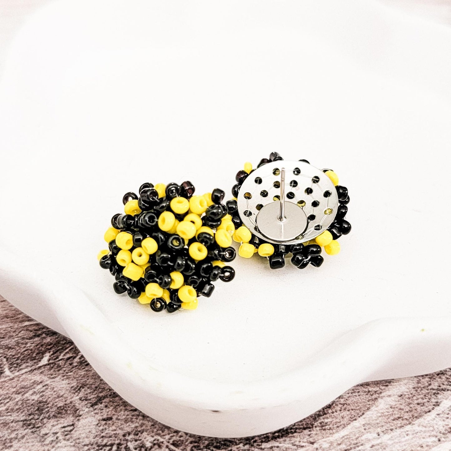 Black and Yellow Mix 15mm Small Seed Bead Topper, 1 Pair
