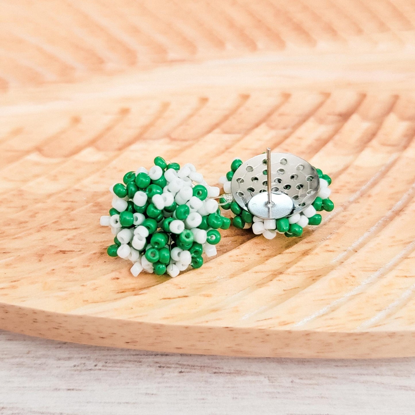 Kelly Green and White Mix 15mm Small Seed Bead Topper, 1 Pair