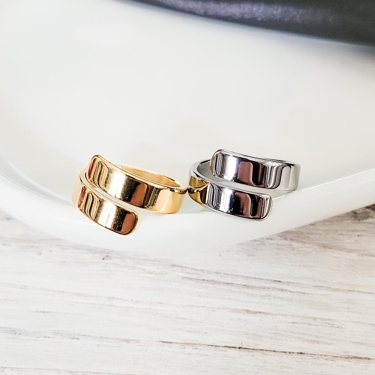 Wide Adjustable Ring (Silver or Gold, One Size), 1 Total, Metal Blank #100