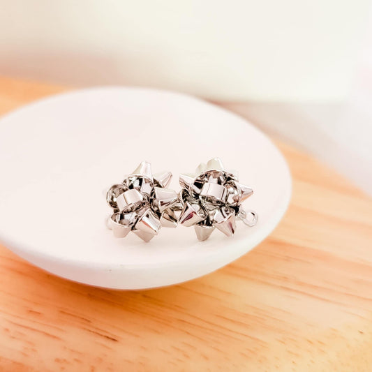 Silver Gift Box Stainless Steel Bow Stud Connector, 1 Pair, Bow #23