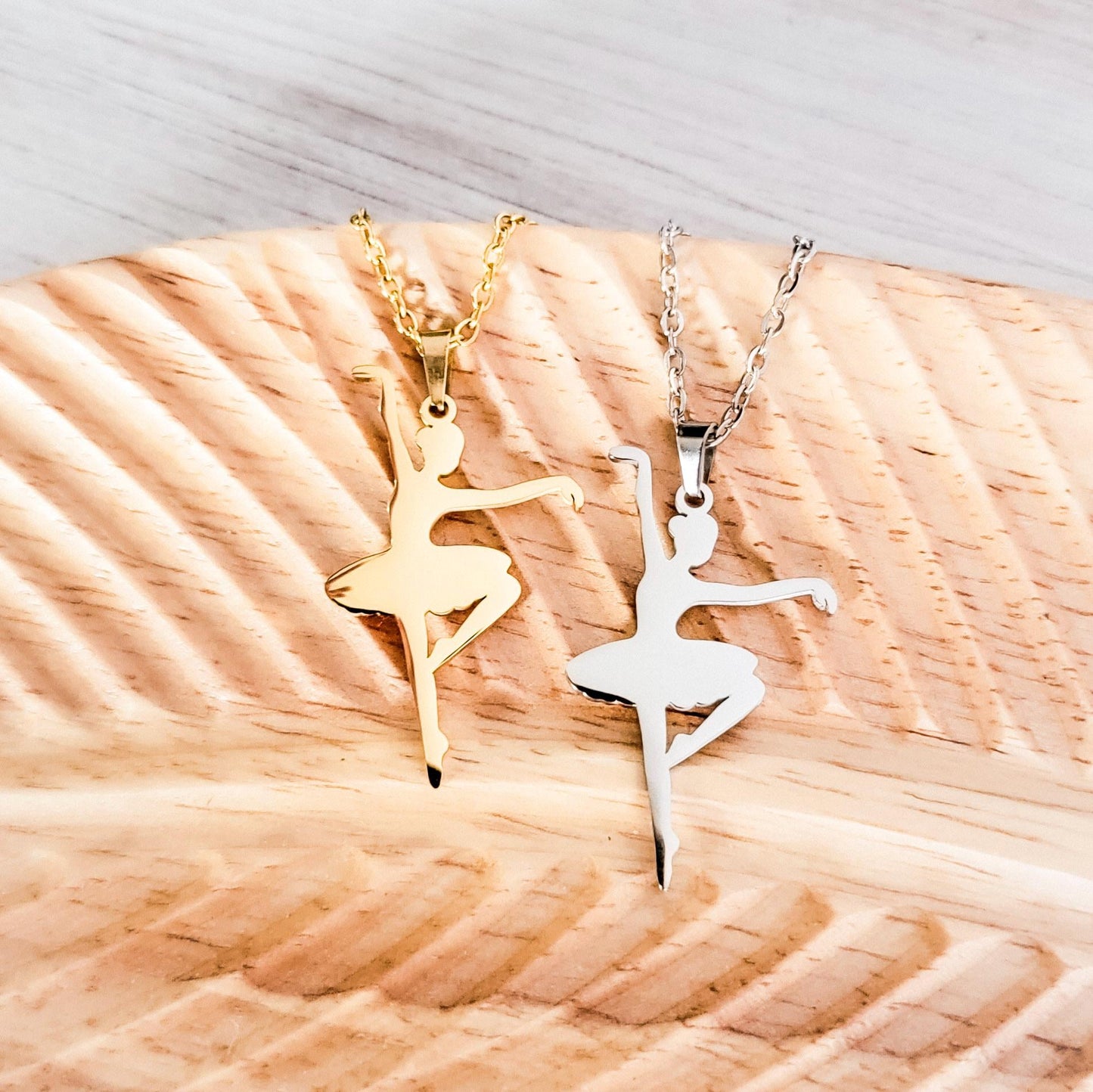 Ballerina Necklace (Silver or Gold), 1 Total, Metal Blank #104