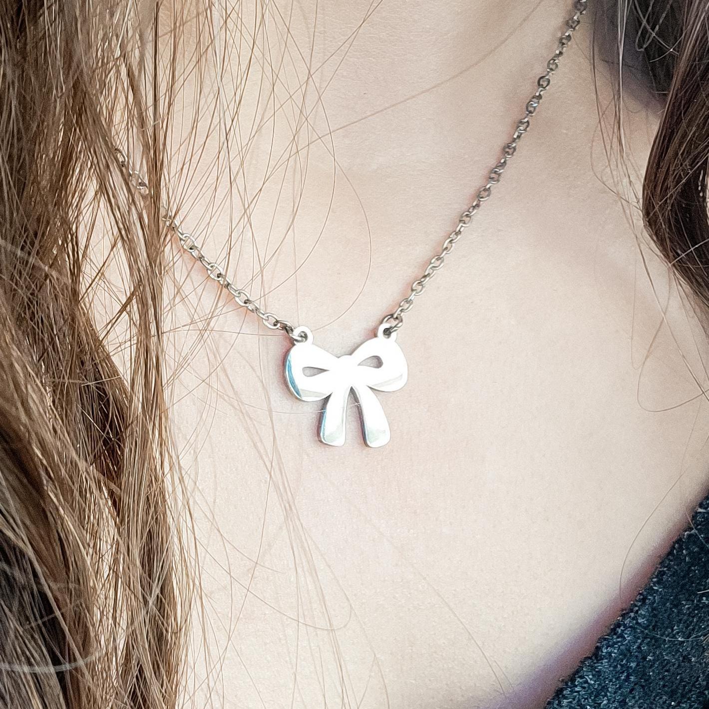 Bow Pendant Necklace (Silver or Gold), 1 Total, Metal Blank #108