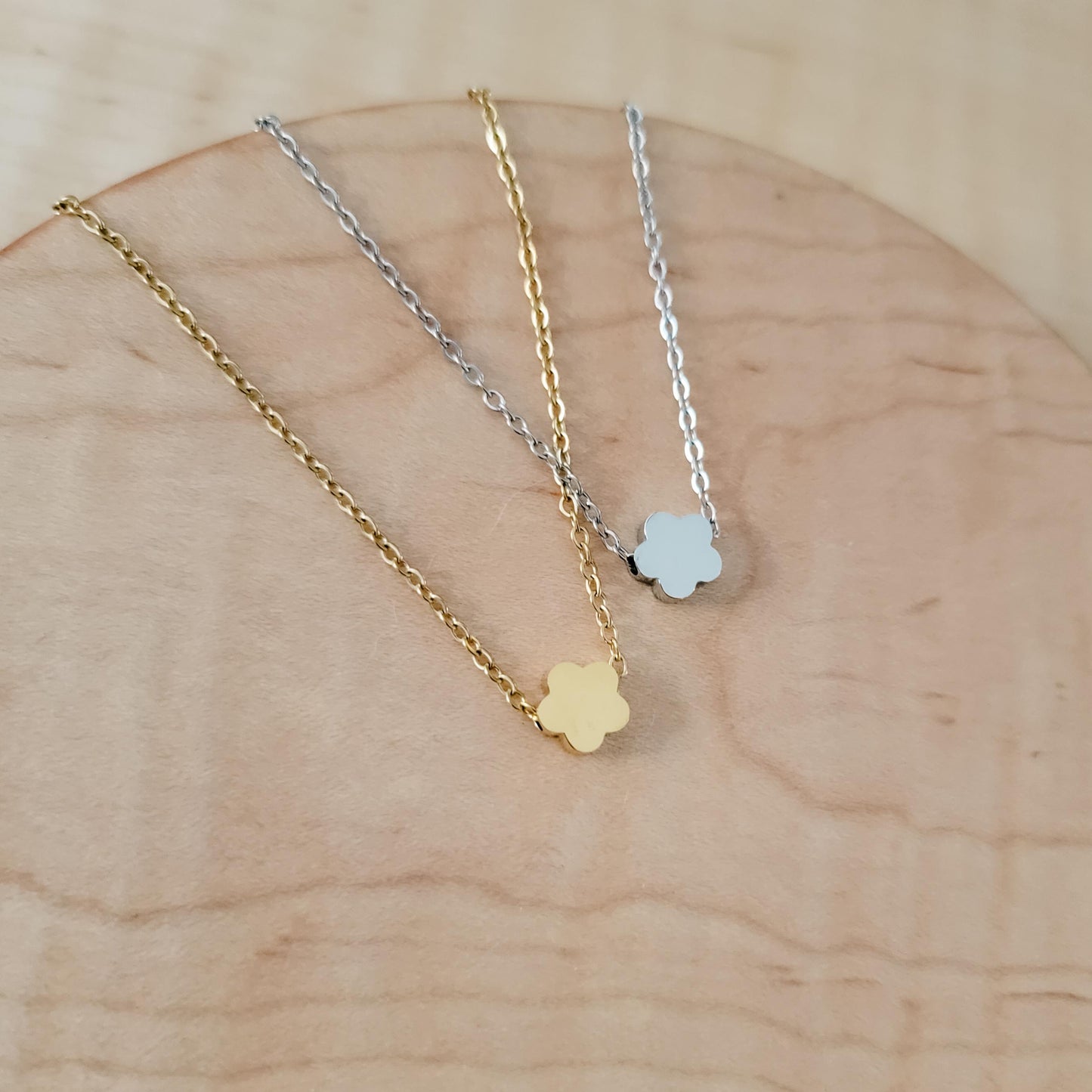 Tiny Flower Charm Necklace (Silver or Gold), 1 Total, Metal Blank #124