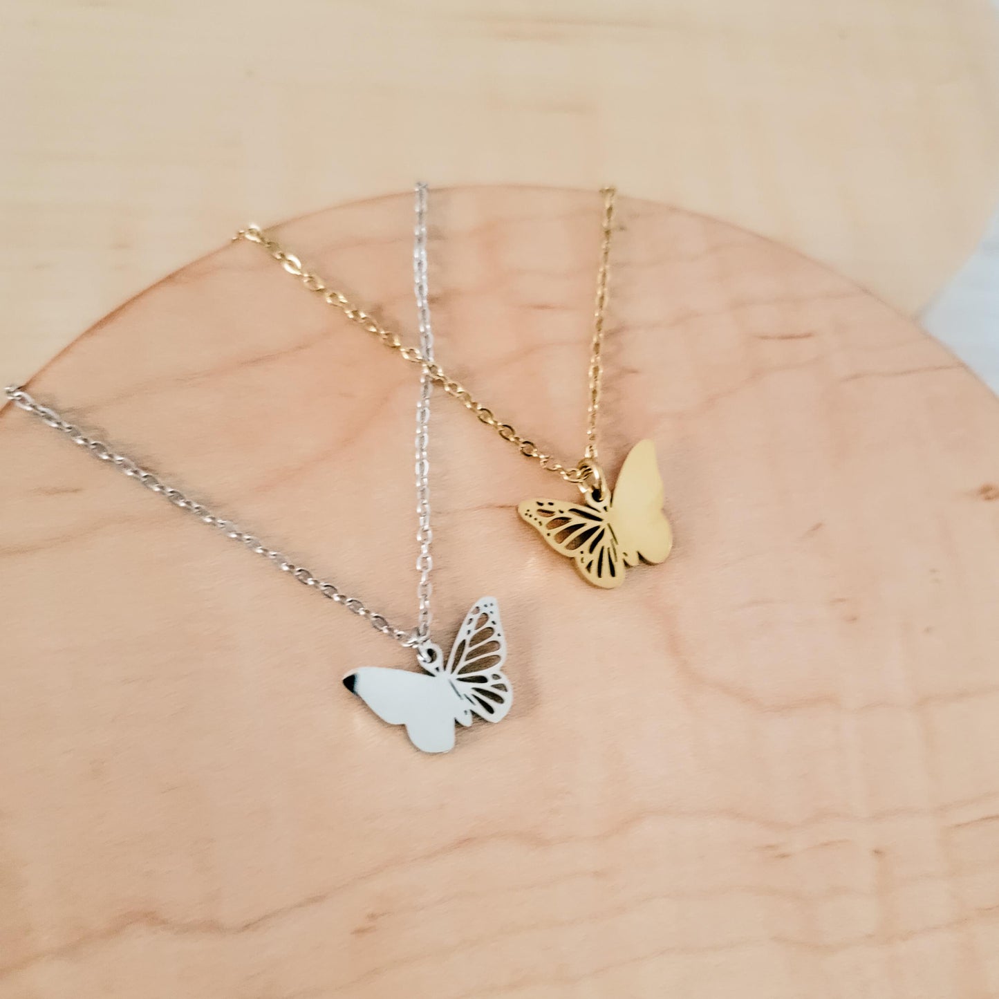 Filigree Butterfly Necklace (Silver or Gold), 1 Total, Metal Blank #125