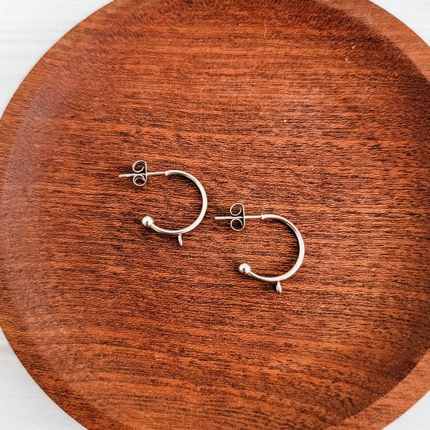 Silver Medium Half Hoop with Perpendicular Loop, 10 Pieces, Hoop #4