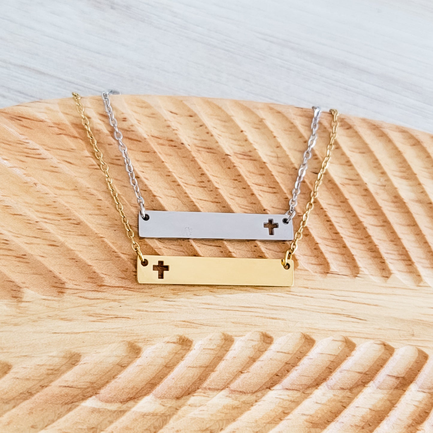Cross Cutout Horizontal Bar Necklace (Silver or Gold), 1 Total, Metal Blank #180