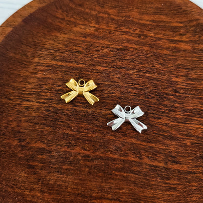 Small Classic Bow Stainless Steel Charm (Silver or Gold), 10 Pieces, Bow #59