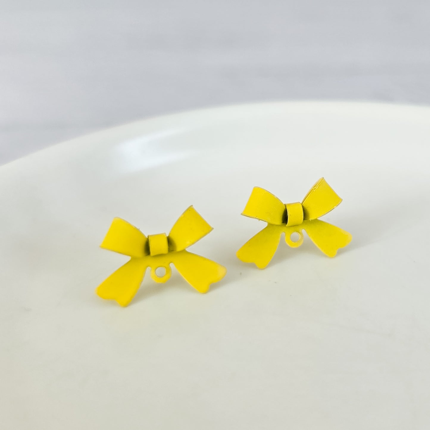 Bright Yellow Stainless Steel Bow Stud Connector, 10 Pieces, Bow #63